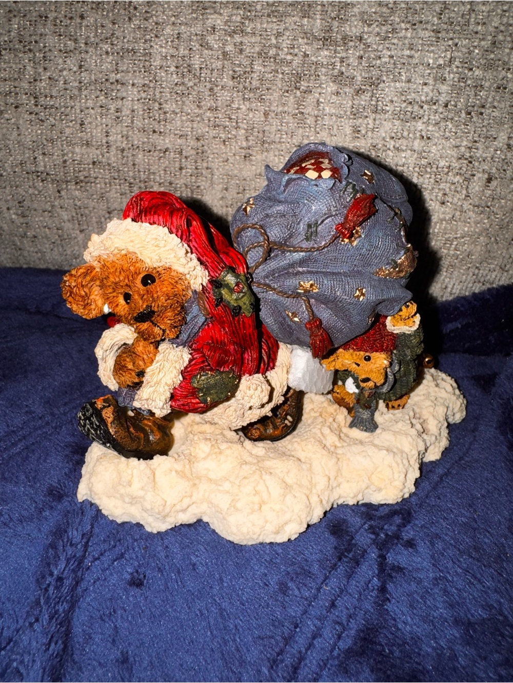 Boyds Bears 1998 Christmas Figurine with BOX
